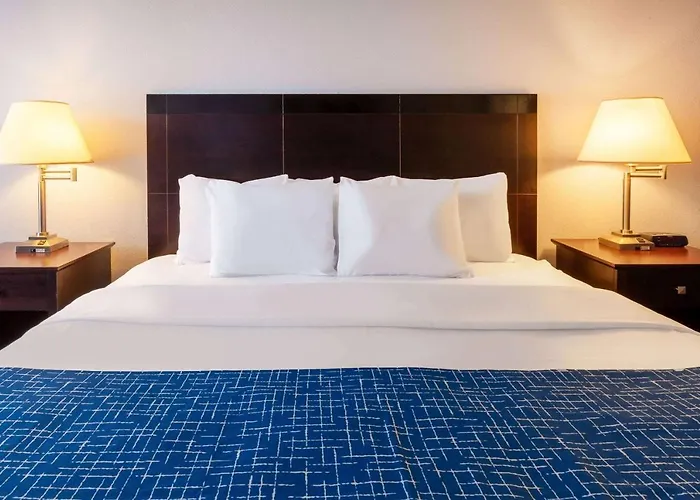 Travelodge By Wyndham Charles Town - Harpers Ferry